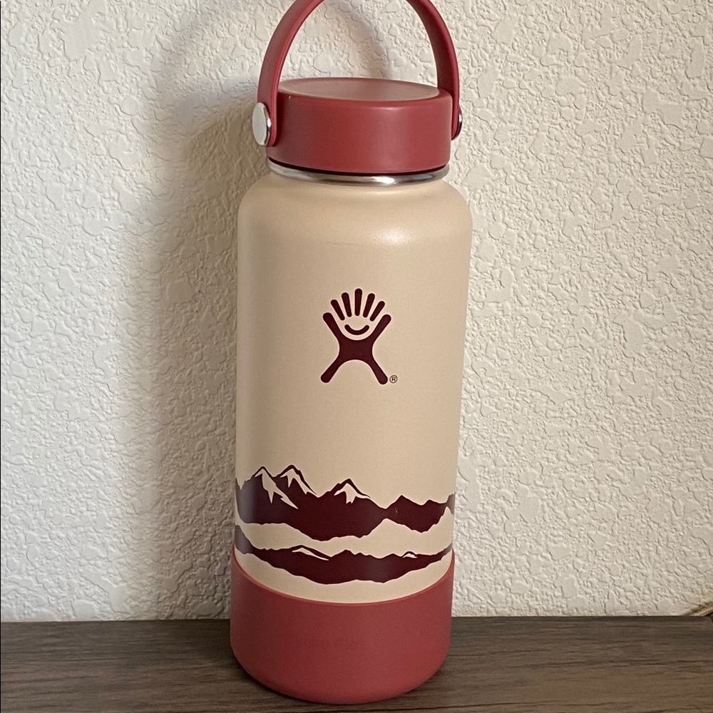 Hydro Flask, Escape Collection